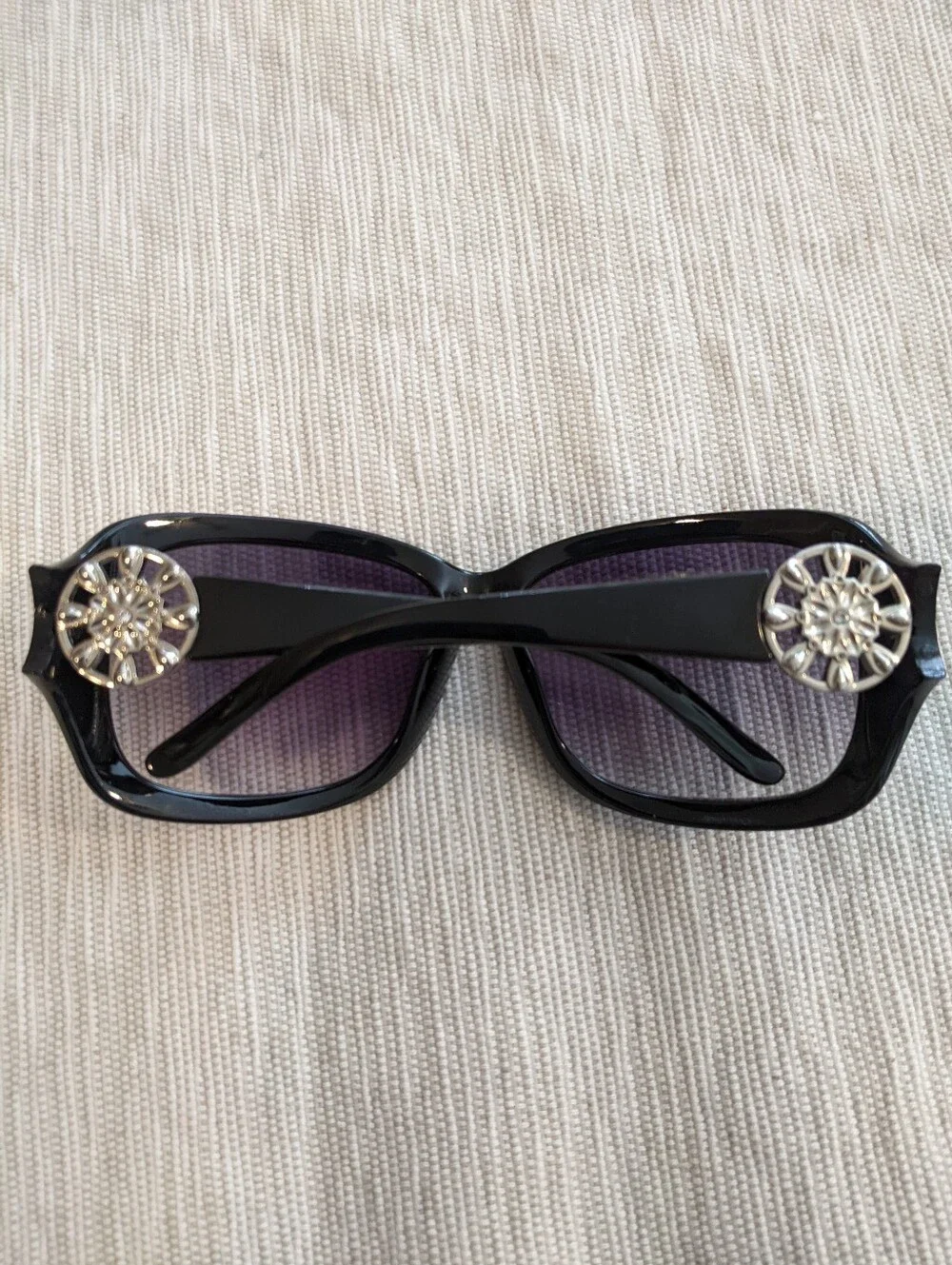 LOFT Women’s Tortoise Shell Color and OLD NAVY sunglasses